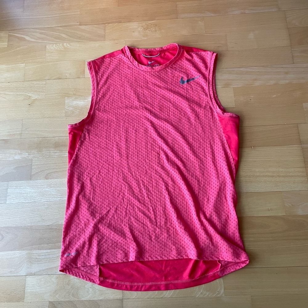 Nike Dry Fit Muscle Tank